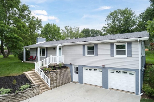 537 Center Church Rd, Peters Twp, PA 15317 - single story home featuring a porch, a garage, driveway, a chimney, and a front yard