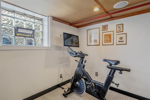2125 Vodeli St, Beechview, PA 15216 - workout room with baseboards and recessed lighting