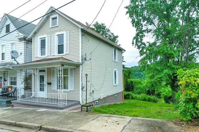 224 Mellon Ave, Donora, PA 15033 - view of front of house featuring covered porch