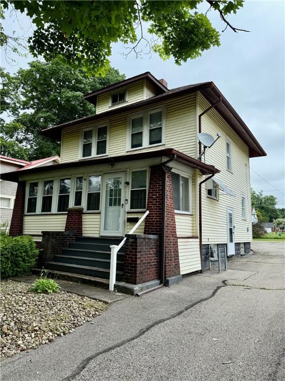 91 Wick Ave, Hermitage, PA 16148 - view of traditional style home