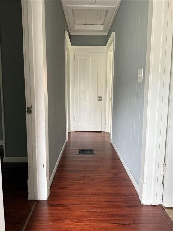 91 Wick Ave, Hermitage, PA 16148 - hallway featuring wood finished floors and baseboards