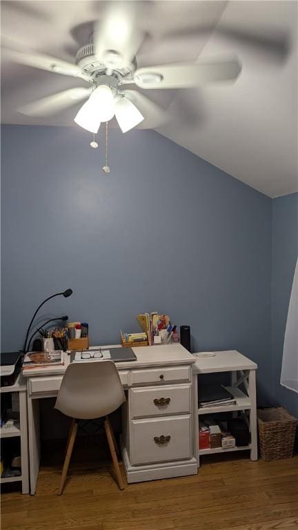 218 Bascom, Observatory Hill, PA 15214 - home office featuring ceiling fan, light wood-style flooring, and vaulted ceiling
