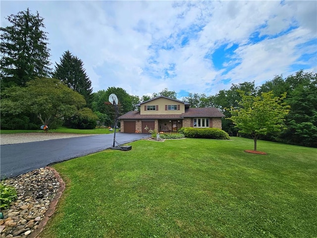 15 Pineview Ests, Sewickley Twp, PA 15089 - view of front of house with driveway and a front lawn