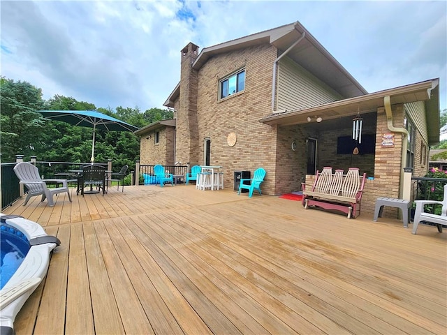15 Pineview Ests, Sewickley Twp, PA 15089 - deck with outdoor dining space