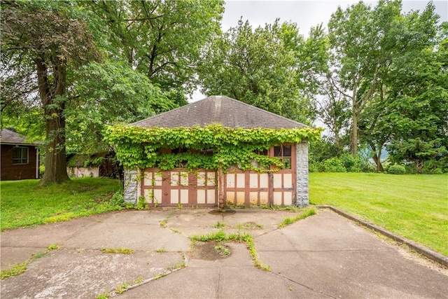 1223 Ingham St, Marshall Shadeland, PA 15212 - view of patio / terrace with an outbuilding