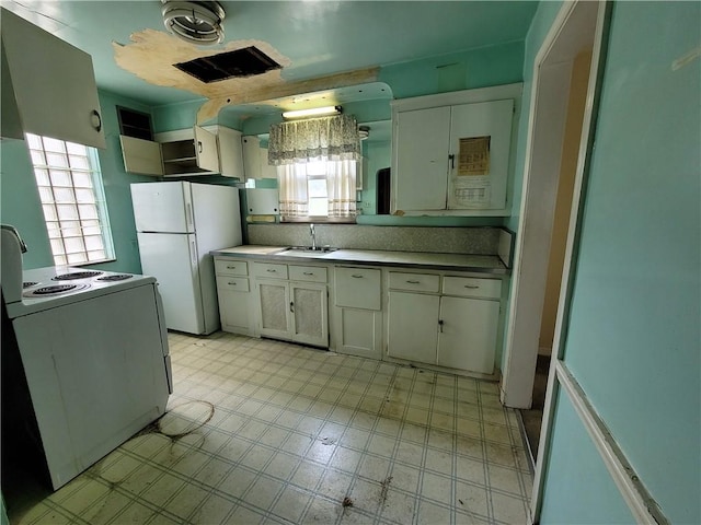 5510 Pocusset St, Squirrel Hill, PA 15217 - kitchen with white appliances and light countertops