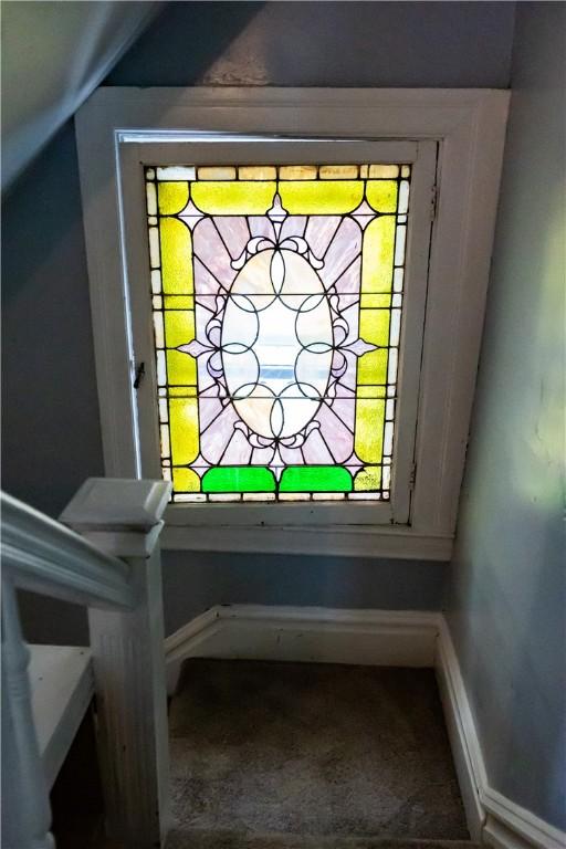 1632 Norwalk St, Crafton Heights, PA 15205 - detailed view of baseboards