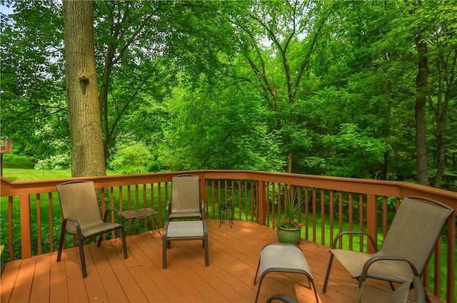 143 Hampshire Dr, Cranberry Twp, PA 16066 - view of deck