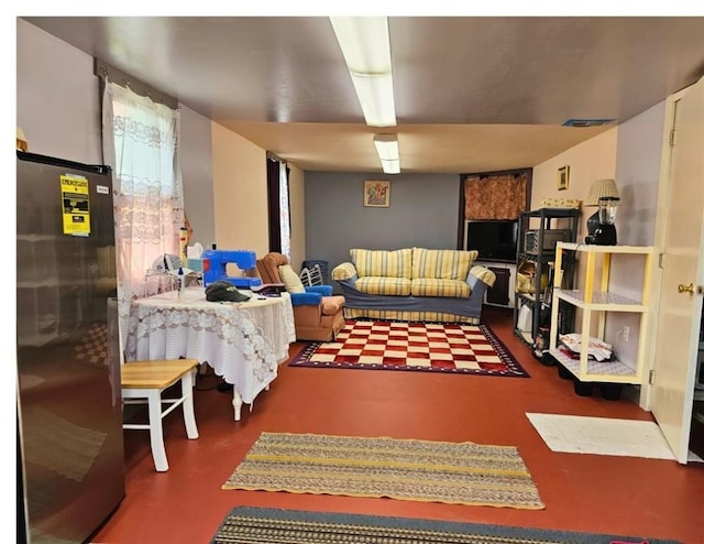 12311/2 Otter St, City Of Franklin, PA 16323 - view of living area