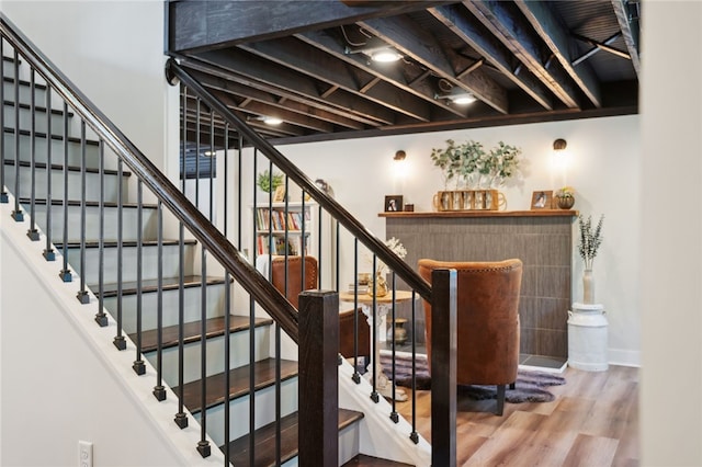 812 Franklin Rd, Pine Twp Nal, PA 16046 - staircase featuring wood finished floors and baseboards