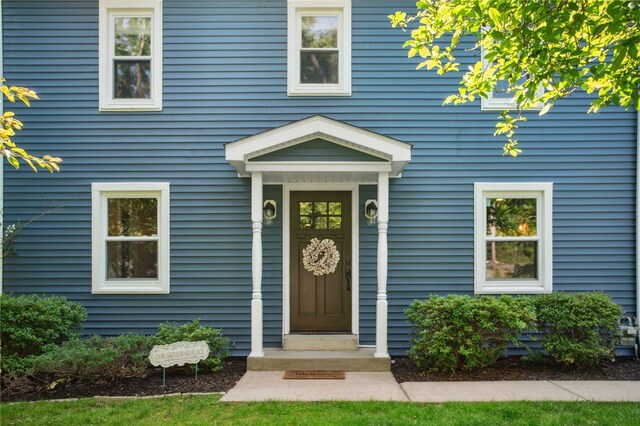 812 Franklin Rd, Pine Twp Nal, PA 16046 - view of exterior entry