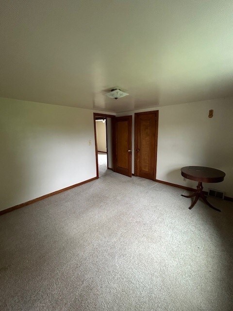 300 6th Ave, New Eagle, PA 15067 - spare room with light carpet and baseboards