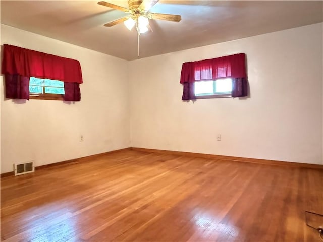 371 Leech Rd, Sugar Grove Twp, PA 16125 - unfurnished room with wood finished floors and a ceiling fan