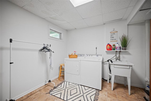 81406 Lost Valley Dr, Adams Twp, PA 16046 - laundry area featuring independent washer and dryer and baseboards