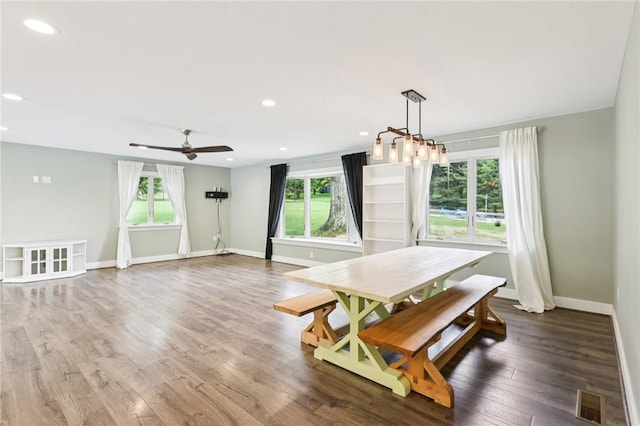 3442 Mercer Rd, Neshannock Twp, PA 16105 - dining space featuring wood finished floors, ceiling fan, and recessed lighting