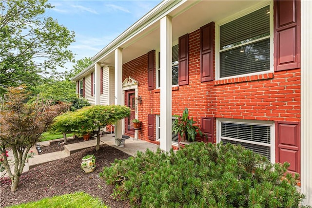 747 Thornwick Dr, Upper St Clair, PA 15243 - property entrance featuring brick siding and a porch