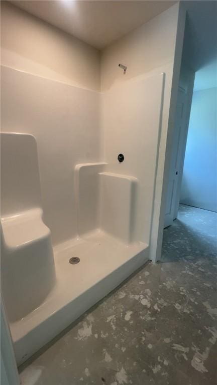 149 Shady River Blvd Unit 40B, Economy, PA 15005 - bathroom featuring a shower