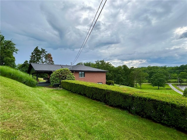 622 Fuhrman Ln, Buffalo Twp But, PA 16229 - view of side of home with a yard