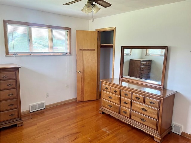 622 Fuhrman Ln, Buffalo Twp But, PA 16229 - bedroom featuring light wood-style floors, a closet, and a ceiling fan