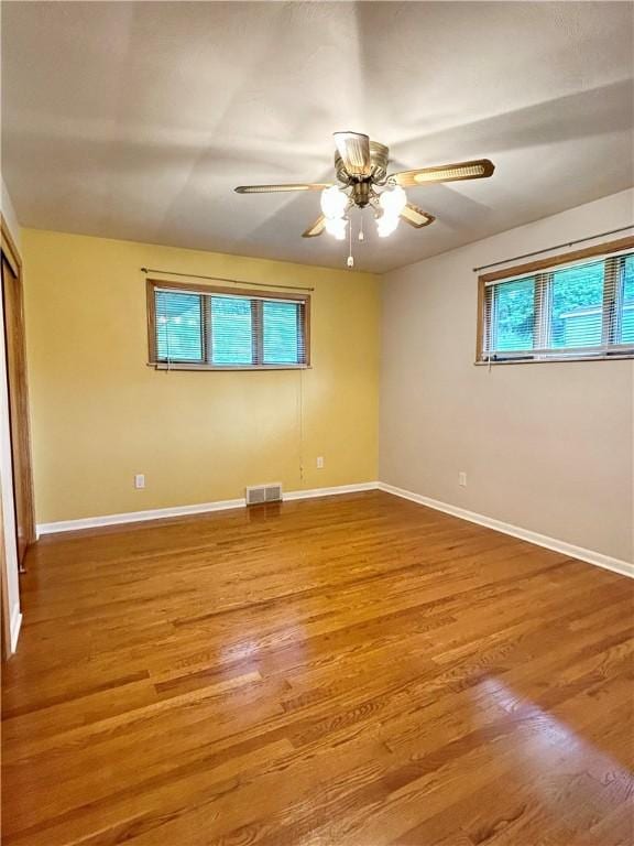 622 Fuhrman Ln, Buffalo Twp But, PA 16229 - unfurnished room featuring a ceiling fan, plenty of natural light, and wood finished floors