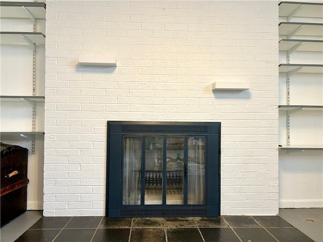 622 Fuhrman Ln, Buffalo Twp But, PA 16229 - detailed view of a multi sided fireplace