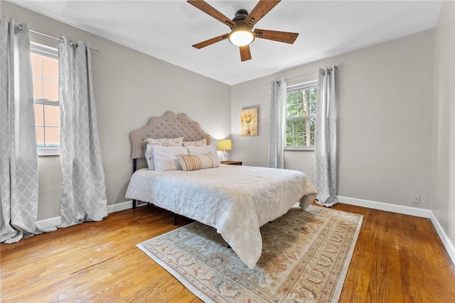 1406 Blossom Hill Rd, Castle Shannon, PA 15234 - bedroom featuring wood finished floors and a ceiling fan