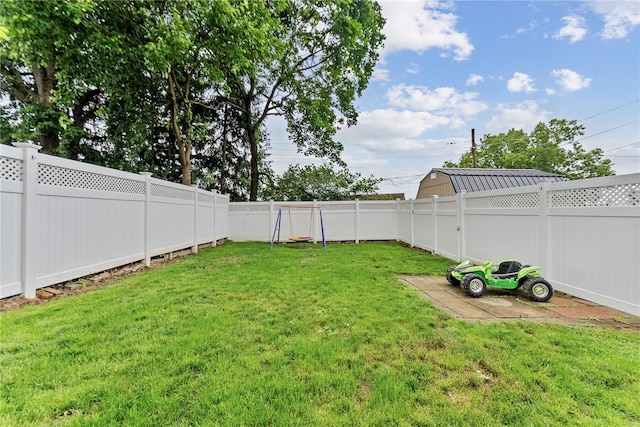 1406 Blossom Hill Rd, Castle Shannon, PA 15234 - view of fenced backyard