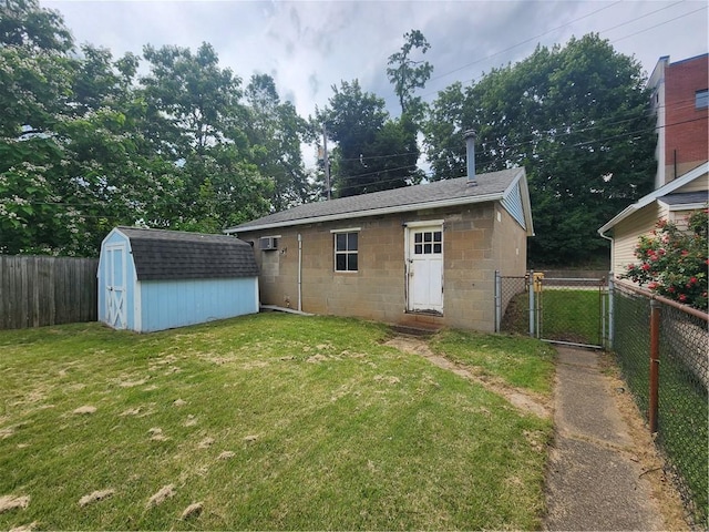 1025 Union Ave, Brackenridge, PA 15014 - view of shed featuring a gate and an AC wall unit