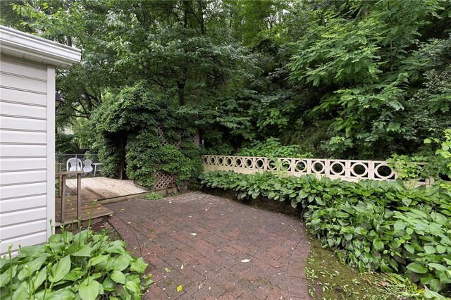 3178 Woodridge Dr, Whitehall, PA 15227 - photo 29