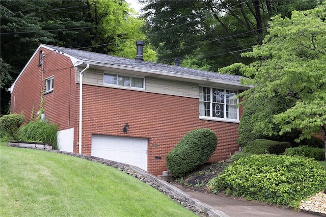 3178 Woodridge Dr, Whitehall, PA 15227 - photo 1