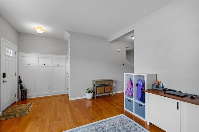 265 Sunrise Dr, Collier Twp, PA 15106 - foyer featuring light wood-style floors and baseboards