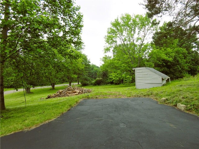 552 Heinz Camp Rd, Perry Twp Law, PA 16051 - view of patio