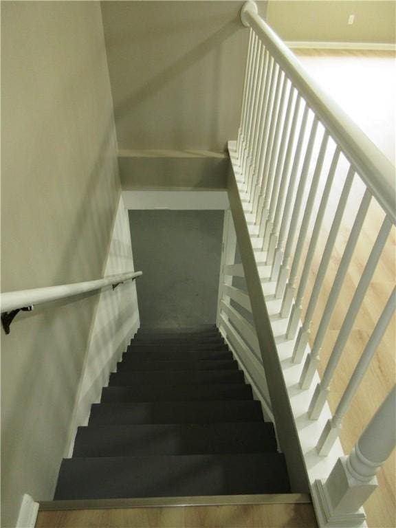 552 Heinz Camp Rd, Perry Twp Law, PA 16051 - staircase featuring carpet