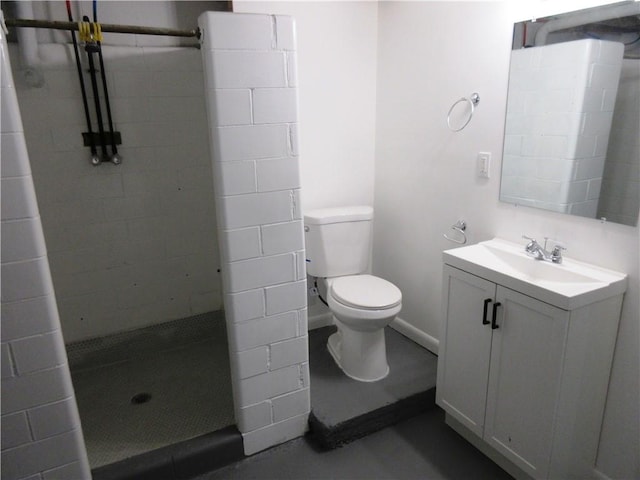 552 Heinz Camp Rd, Perry Twp Law, PA 16051 - full bathroom featuring a shower stall, vanity, and concrete flooring