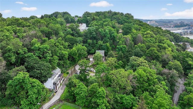 226 Herndon, Elliott, PA 15220 - aerial overview of property's location with a forest