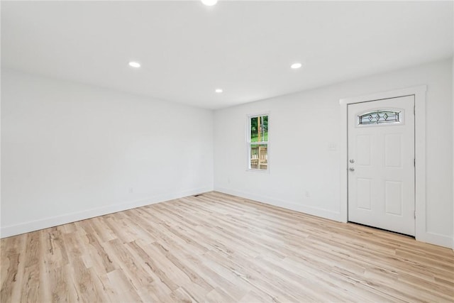 634 Euclid Ave, Canonsburg, PA 15317 - spare room with light wood-type flooring and recessed lighting