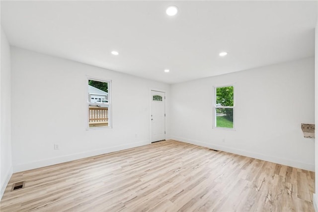 634 Euclid Ave, Canonsburg, PA 15317 - spare room with wood finished floors and recessed lighting