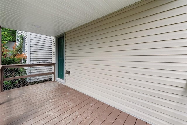634 Euclid Ave, Canonsburg, PA 15317 - view of wooden terrace