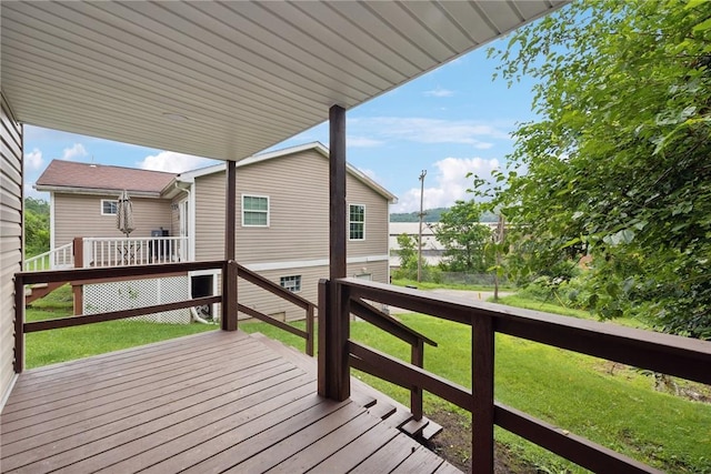 634 Euclid Ave, Canonsburg, PA 15317 - deck with a yard