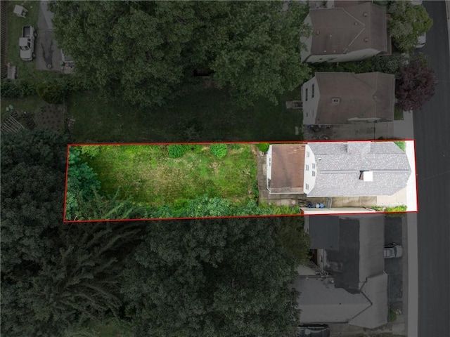 373 Copperfield Ave, Carrick, PA 15210 - aerial view of property and surrounding area featuring property boundaries highlighted