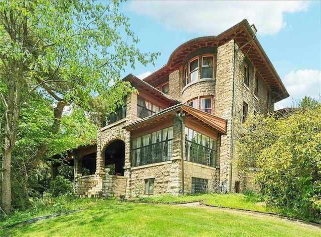 221 E Moody Ave, New Castle/2Nd, PA 16101 - view of property