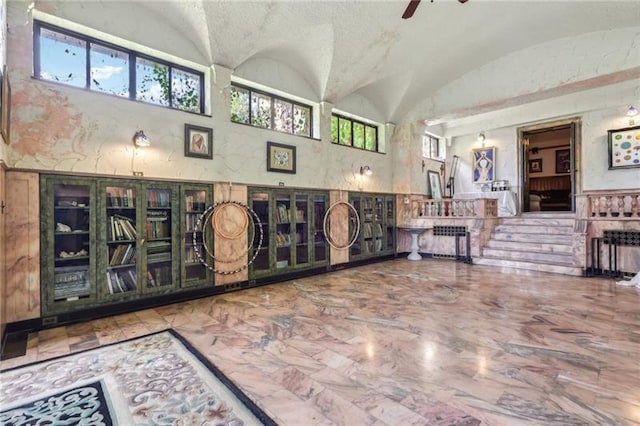 221 E Moody Ave, New Castle/2Nd, PA 16101 - living area featuring high vaulted ceiling and ceiling fan
