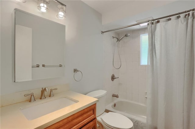 156 Dwellington Dr, Middlesex Twp, PA 16059 - bathroom with vanity and shower / bath combo