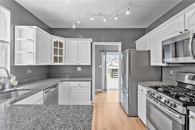 611 Gormley Ave, Carnegie, PA 15106 - photo 19