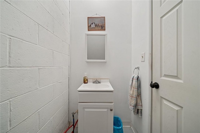 201 Hickory Way, Oakmont, PA 15139 - half bathroom with vanity