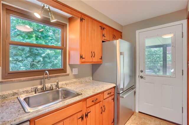 6807 Vara Dr, South Park, PA 15236 - photo 27