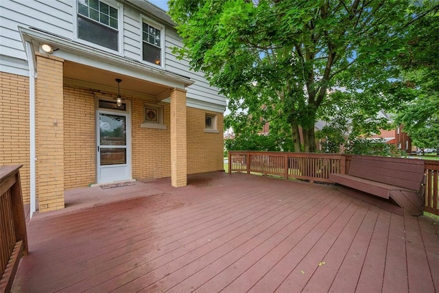 3123 Willett Rd, Brentwood, PA 15227 - view of wooden deck