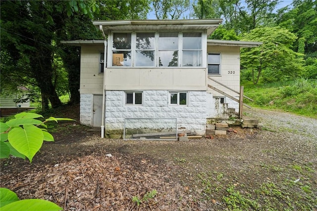 320 Cline St, E Pittsburgh, PA 15112 - back of property with stairway