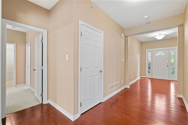 121 Anglers Way, Peters Twp, PA 15317 - foyer entrance featuring wood finished floors and baseboards
