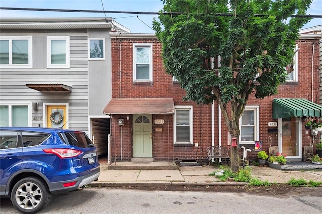 4829 Hatfield St, Lawrenceville, PA 15201 - multi unit property featuring brick siding